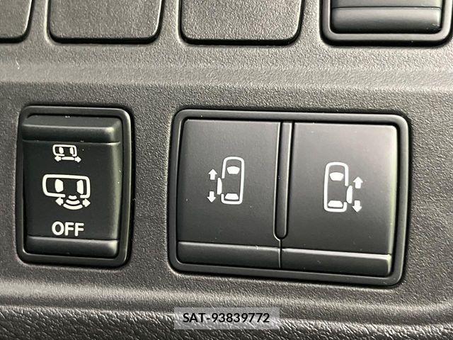 Nissan SERENA 2020-09 6817143-6