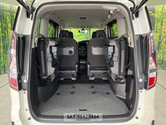 Nissan SERENA 2021-07 6817131-10