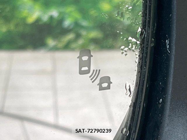 Nissan SERENA 2021-09 6817132-6