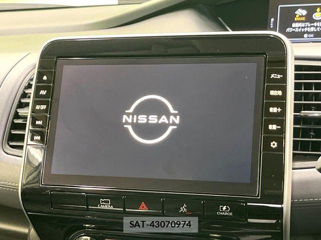 Nissan SERENA 2022-11 6817108-5