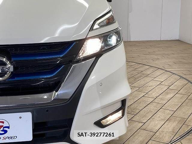 Nissan SERENA 2018-07 6817136-19