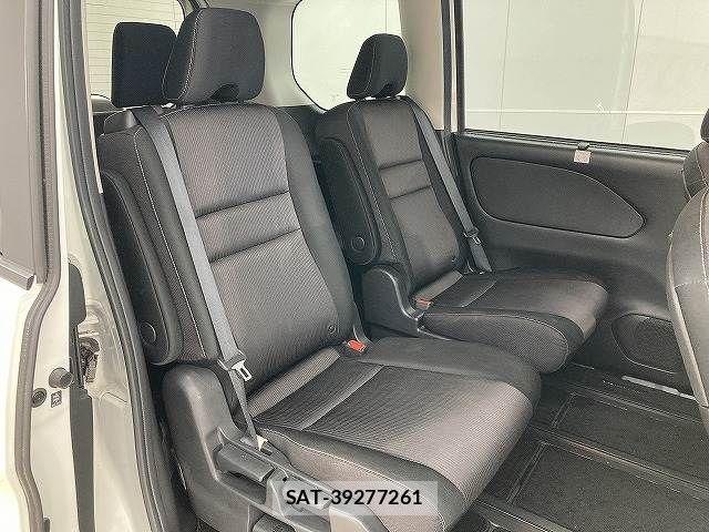 Nissan SERENA 2018-07 6817136-5