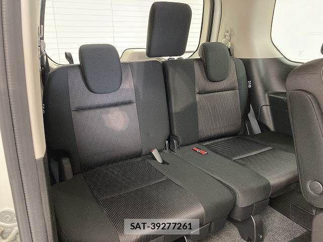 Nissan SERENA 2018-07 6817136-6
