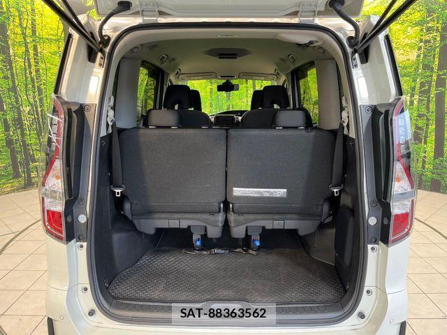 Nissan SERENA 2023-01 6817116-9