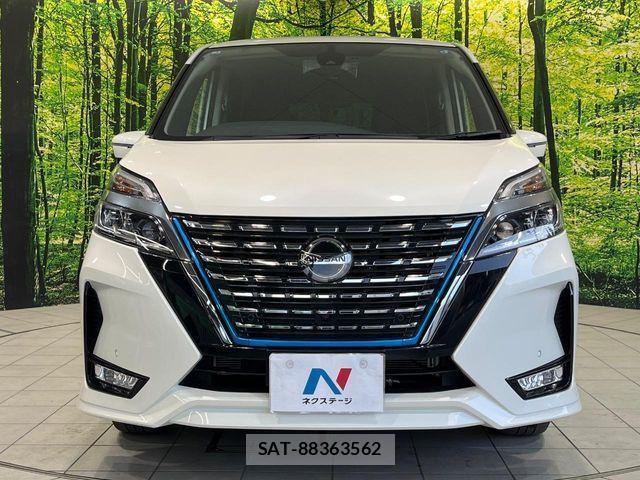 Nissan SERENA 2023-01 6817116-13
