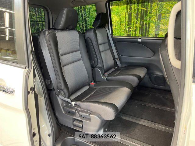 Nissan SERENA 2023-01 6817116-8