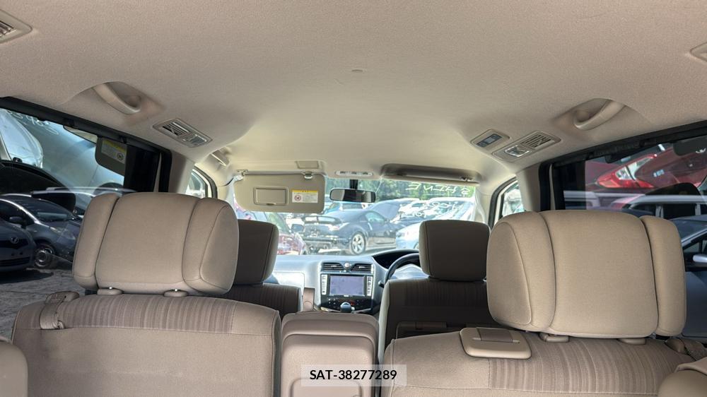 Nissan SERENA 2012-08 6681861-18