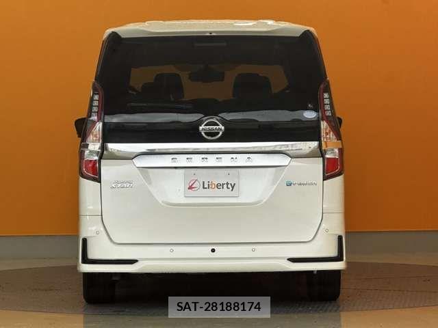 Nissan SERENA 2021-08 6912392-9
