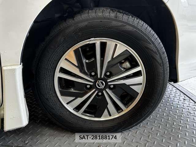 Nissan SERENA 2021-08 6912392-18