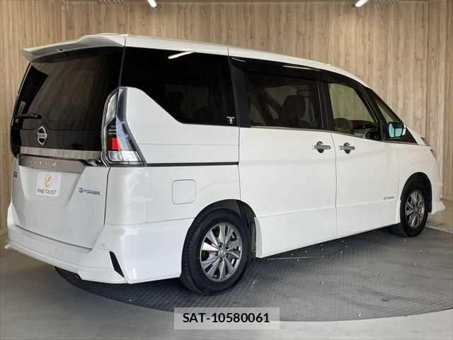 Nissan SERENA 2018-03 6912409-22
