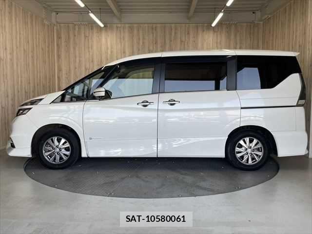 Nissan SERENA 2018-03 6912409-23
