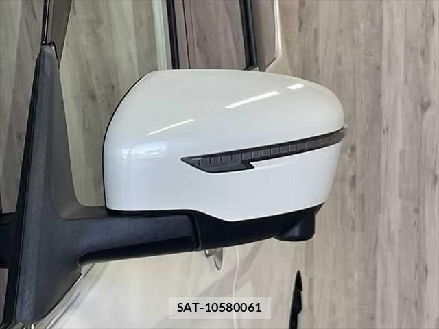 Nissan SERENA 2018-03 6912409-28