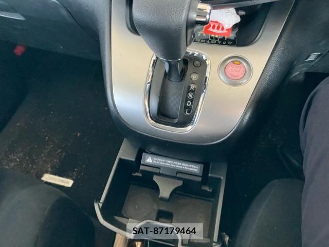 Nissan SERENA 2011-11 6912431-22
