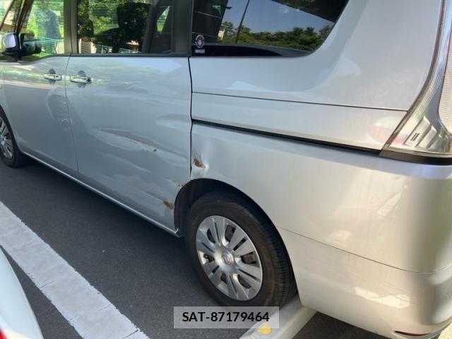 Nissan SERENA 2011-11 6912431-3