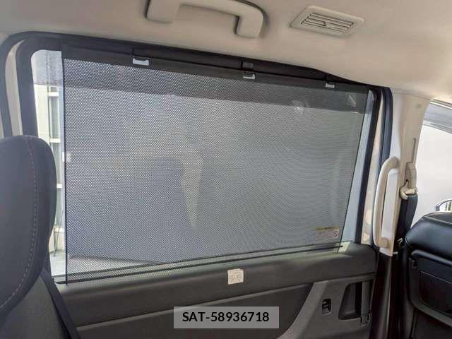 Nissan SERENA 2023-06 6912369-14