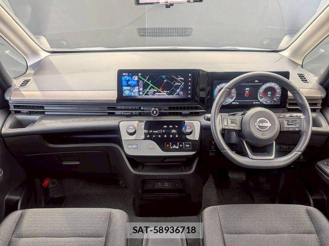 Nissan SERENA 2023-06 6912369-2