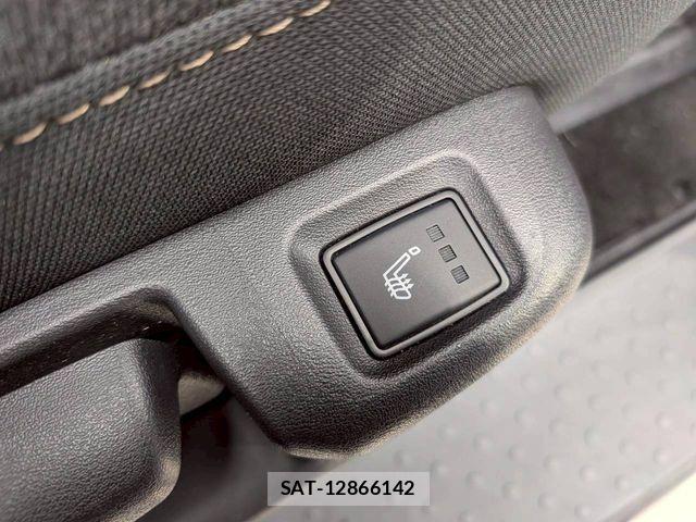 Nissan SERENA 2023-09 6912366-9