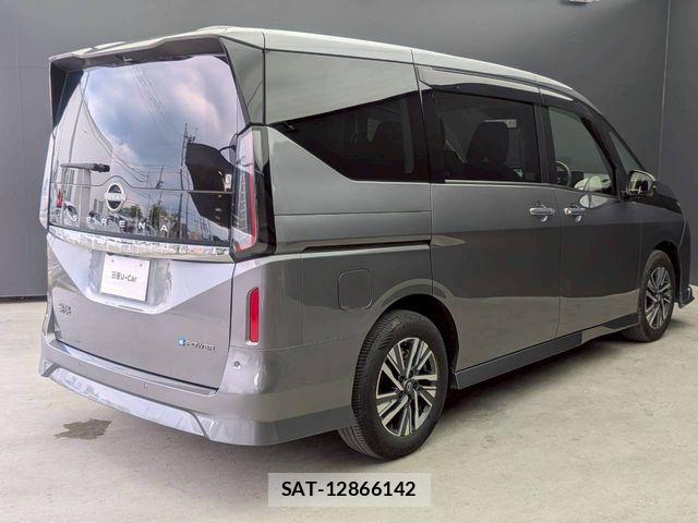 Nissan SERENA 2023-09 6912366-1