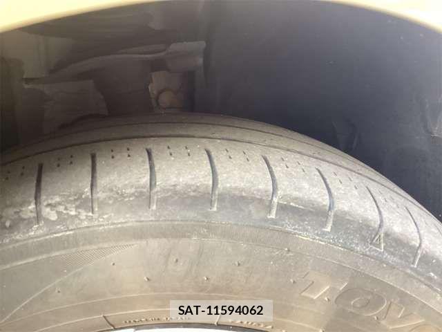 Nissan SERENA 2023-10 6912356-11