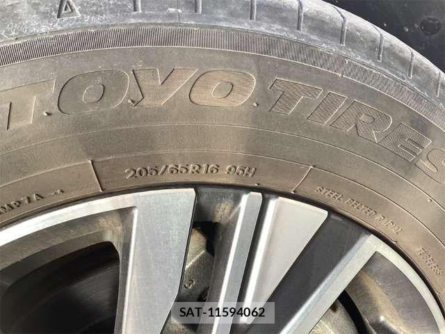 Nissan SERENA 2023-10 6912356-12