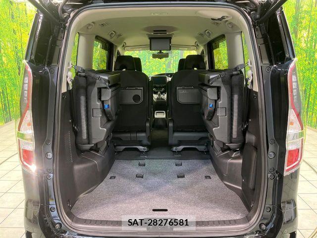 Nissan SERENA 2022-10 6912375-11