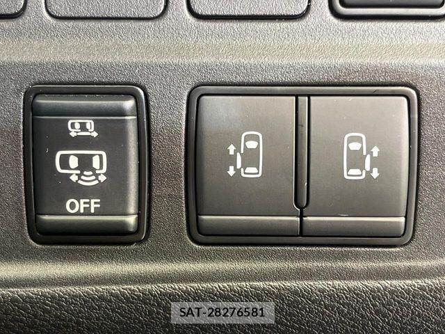 Nissan SERENA 2022-10 6912375-6
