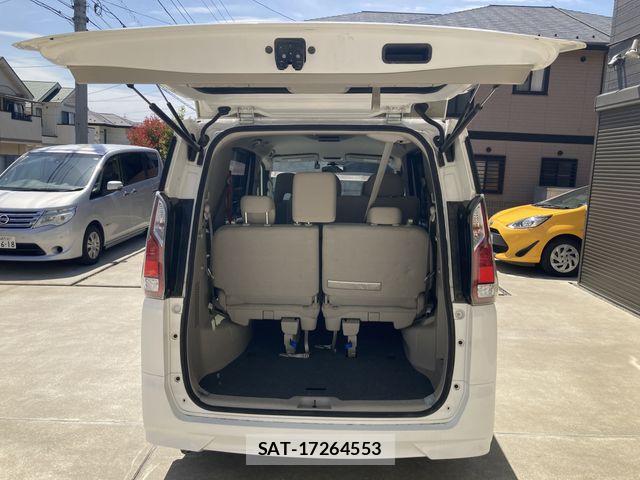 Nissan SERENA 2017-12 6912421-9