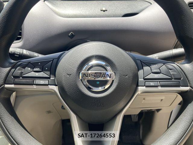 Nissan SERENA 2017-12 6912421-16