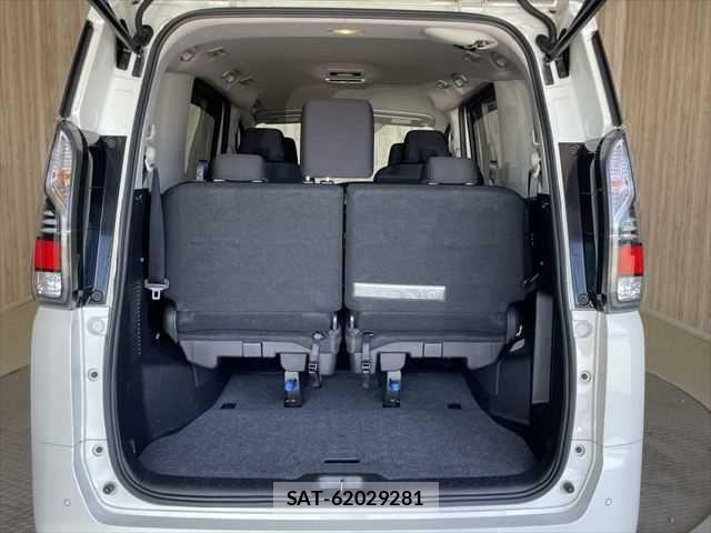 Nissan SERENA 2019-04 6912419-11