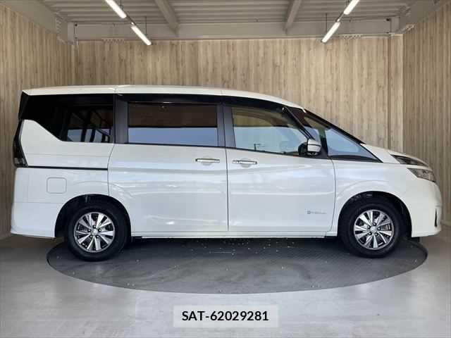 Nissan SERENA 2019-04 6912419-17