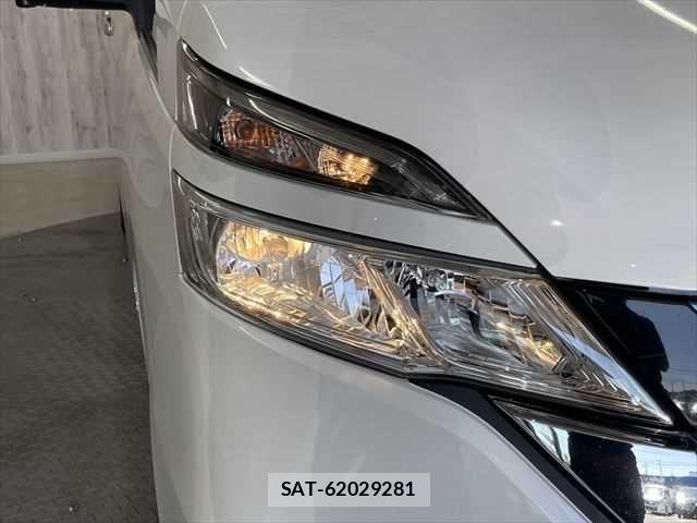 Nissan SERENA 2019-04 6912419-29