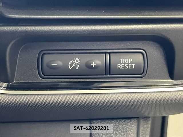 Nissan SERENA 2019-04 6912419-7