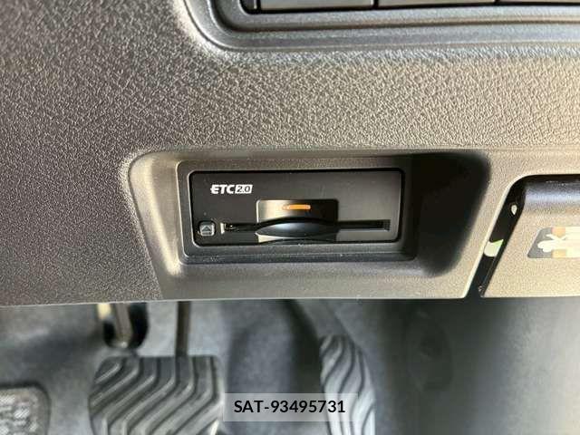 Nissan SERENA 2023-03 6912382-7