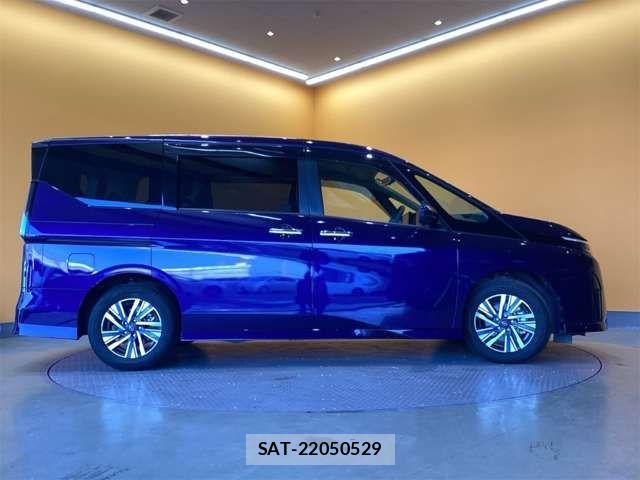 Nissan SERENA 2023-04 6912379-9