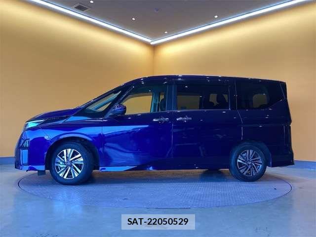 Nissan SERENA 2023-04 6912379-13