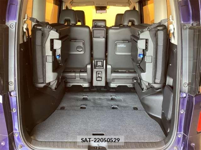 Nissan SERENA 2023-04 6912379-19