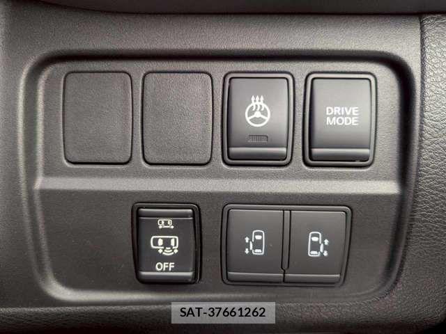 Nissan SERENA 2022-07 6912385-9