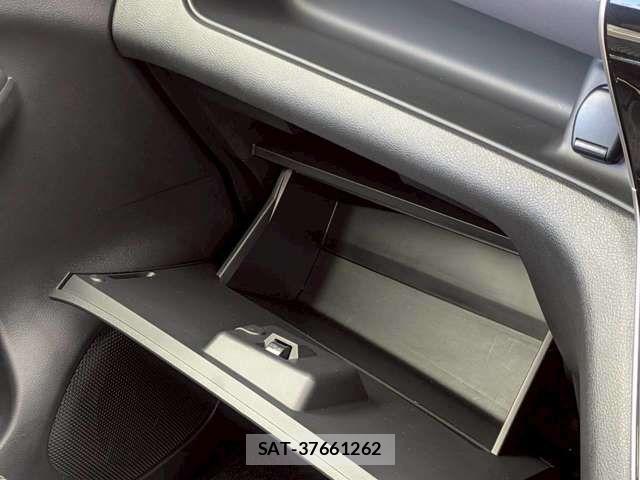 Nissan SERENA 2022-07 6912385-15