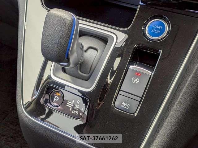 Nissan SERENA 2022-07 6912385-7