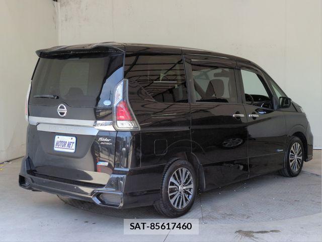 Nissan SERENA 2017-02 6912418-1