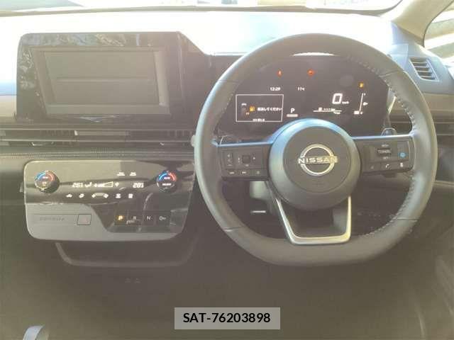 Nissan SERENA 2025-11 6912360-5