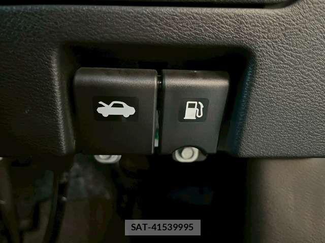 Nissan SERENA 2021-05 6912390-11