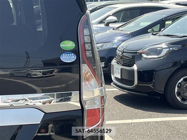 Nissan SERENA 2021-03 6912404-12
