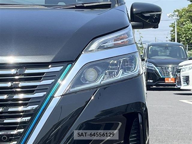 Nissan SERENA 2021-03 6912404-27