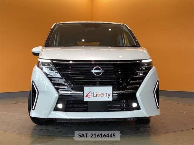 Nissan SERENA 2023-11 6912353-4