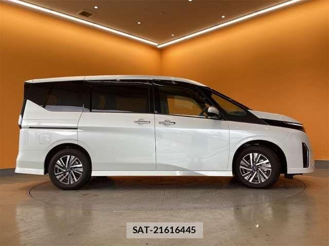 Nissan SERENA 2023-11 6912353-6