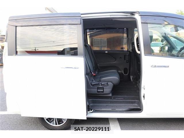 Nissan SERENA 2021-06 6912416-24