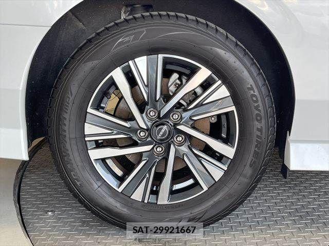 Nissan SERENA 2023-05 6912371-15