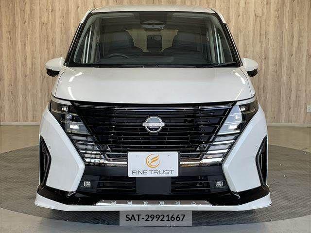 Nissan SERENA 2023-05 6912371-16