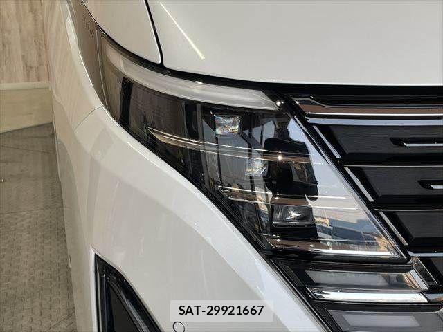 Nissan SERENA 2023-05 6912371-25